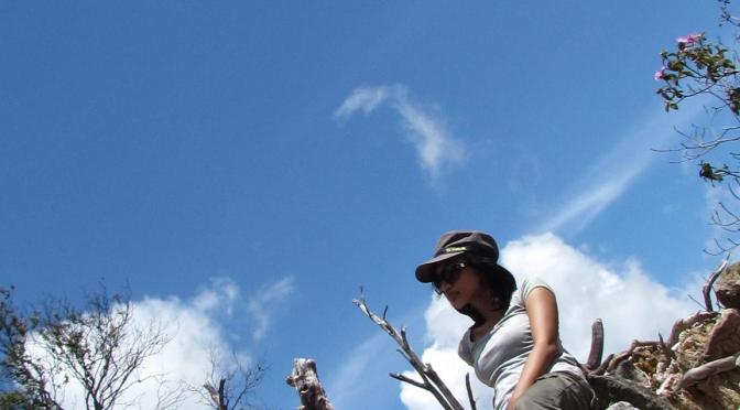 Trekking Ceria to Kawah Ratu: “Tiada Aku dan Kamu, hanya Kita dan Alam” (Kawah Ratu, Mount Salak, West Java-Indonesia)
